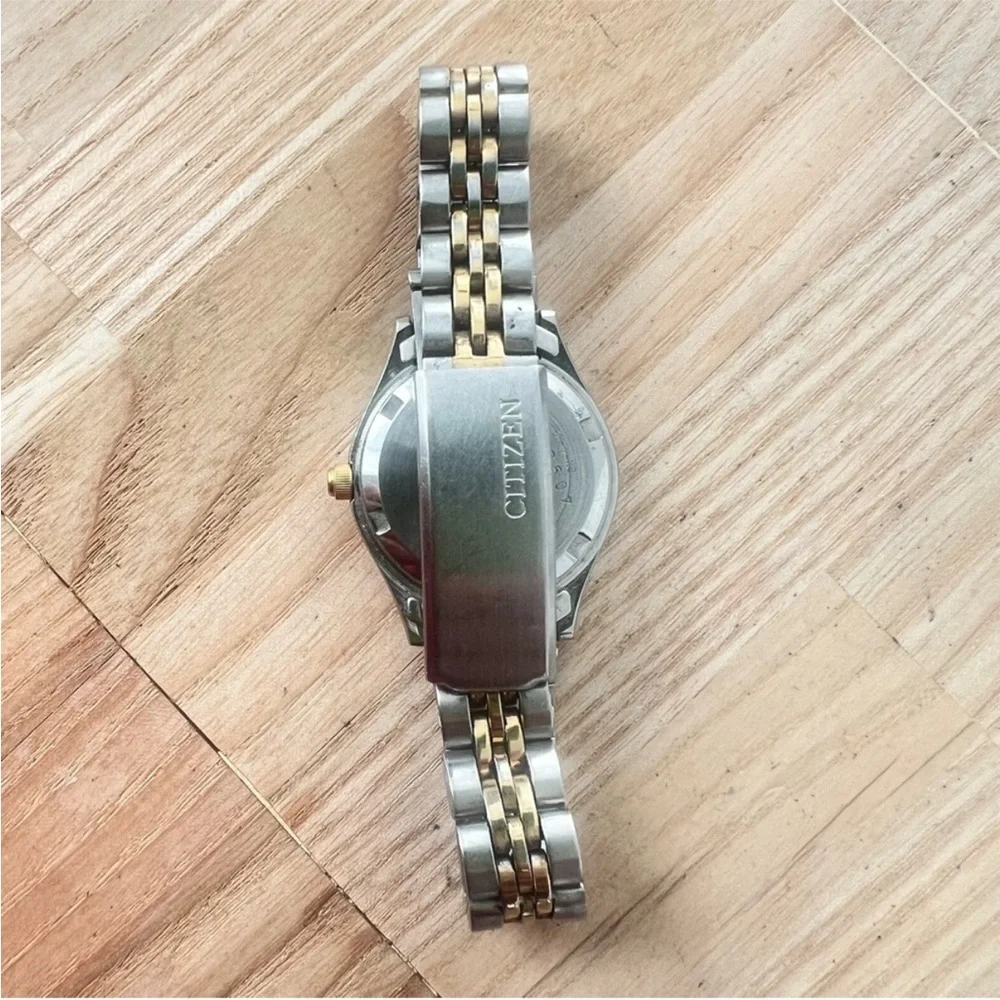 Citizen ladies two toned presidential style watch NEW BATTERY